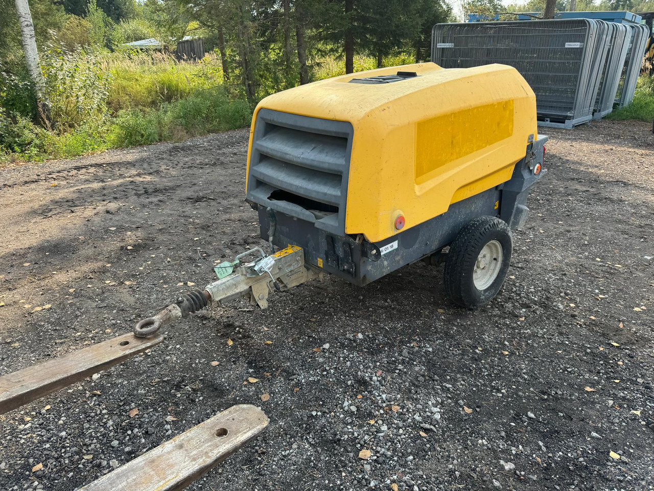 ATLAS COPCO XAS48 - Mobilní kompresor: obrázek 1 ATLAS COPCO XAS48 - Mobilní kompresor: obrázek 1