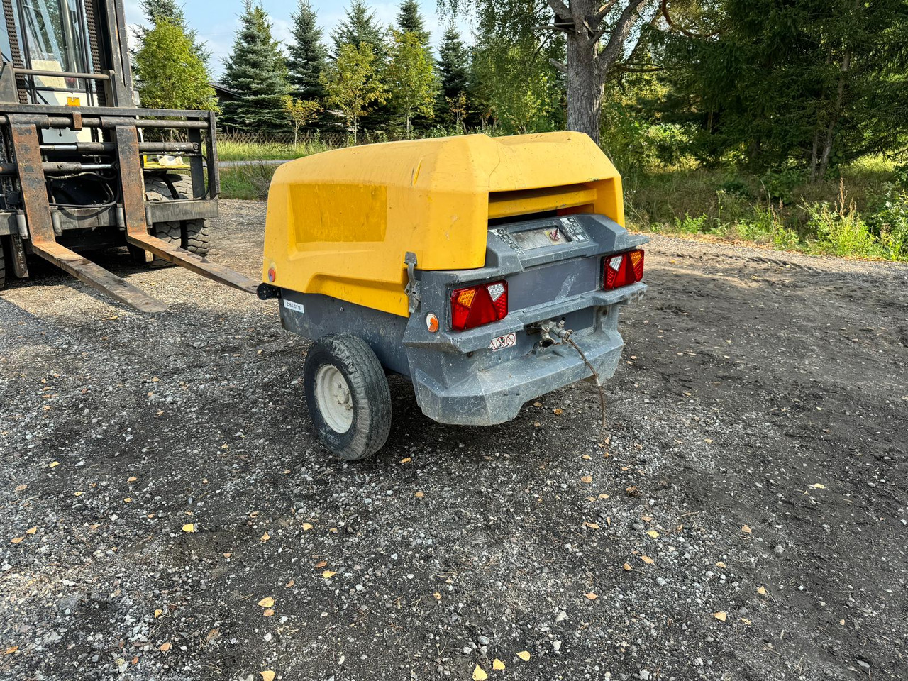ATLAS COPCO XAS48 - Mobilní kompresor: obrázek 3 ATLAS COPCO XAS48 - Mobilní kompresor: obrázek 3