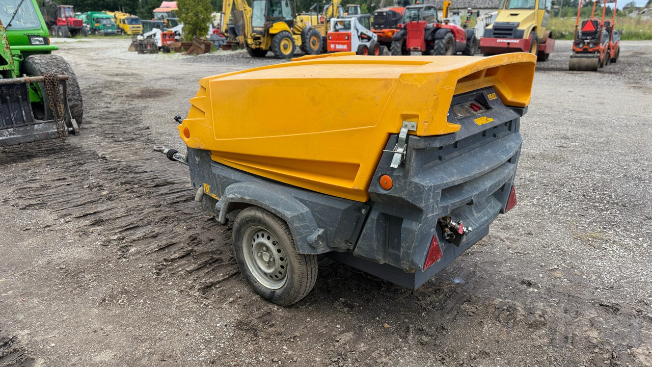 ATLAS COPCO XAS67KD - Mobilní kompresor: obrázek 2 ATLAS COPCO XAS67KD - Mobilní kompresor: obrázek 2