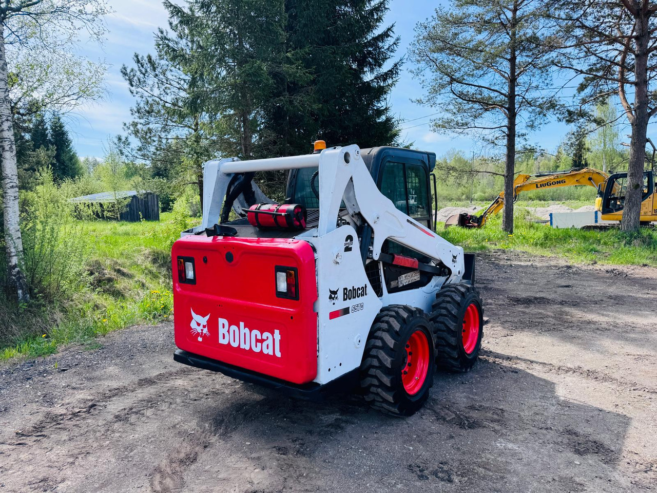 BOBCAT S570 - Smykový nakladač: obrázek 4 BOBCAT S570 - Smykový nakladač: obrázek 4
