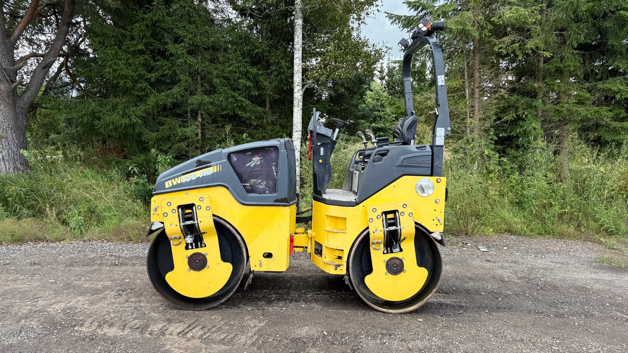 BOMAG BW 135 AD-5 - Silniční válec: obrázek 4 BOMAG BW 135 AD-5 - Silniční válec: obrázek 4