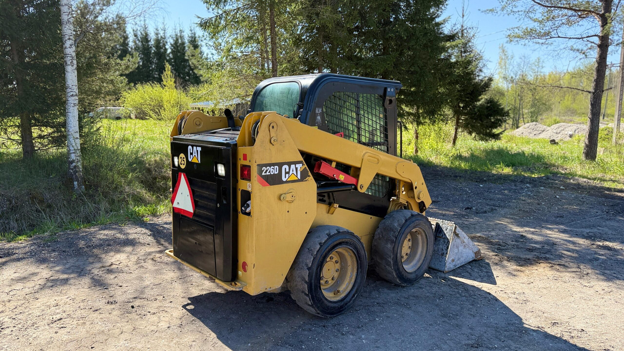 CAT 226D - Smykový nakladač: obrázek 4 CAT 226D - Smykový nakladač: obrázek 4