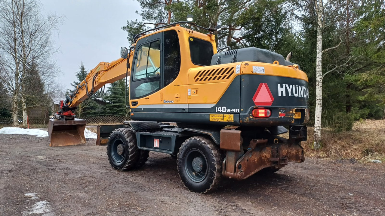 Hyundai Robex 140W-9A - Kolesové rýpadlo: obrázek 3 Hyundai Robex 140W-9A - Kolesové rýpadlo: obrázek 3