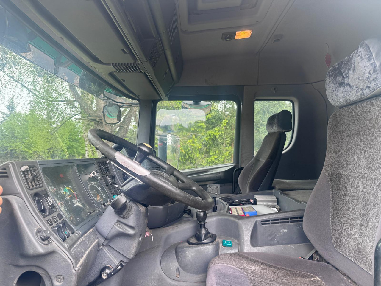 Čistič odpadových jam SCANIA P114: obrázek 18