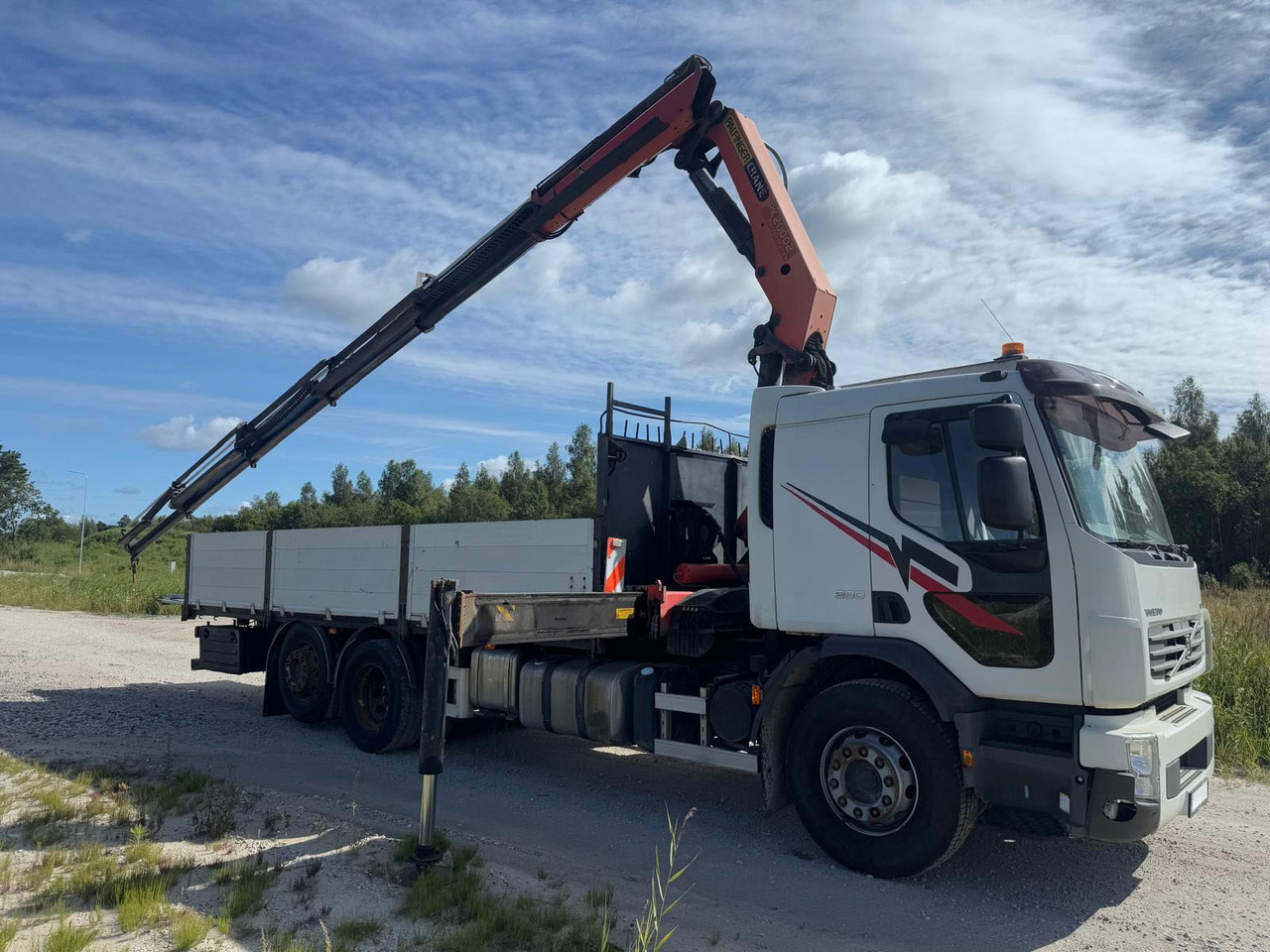 VOLVO FE280+PALFINGER PK20002 2007 - Nákladní automobil valníkový/ Plošinový, Auto s hydraulickou rukou: obrázek 3 VOLVO FE280+PALFINGER PK20002 2007 - Nákladní automobil valníkový/ Plošinový, Auto s hydraulickou rukou: obrázek 3