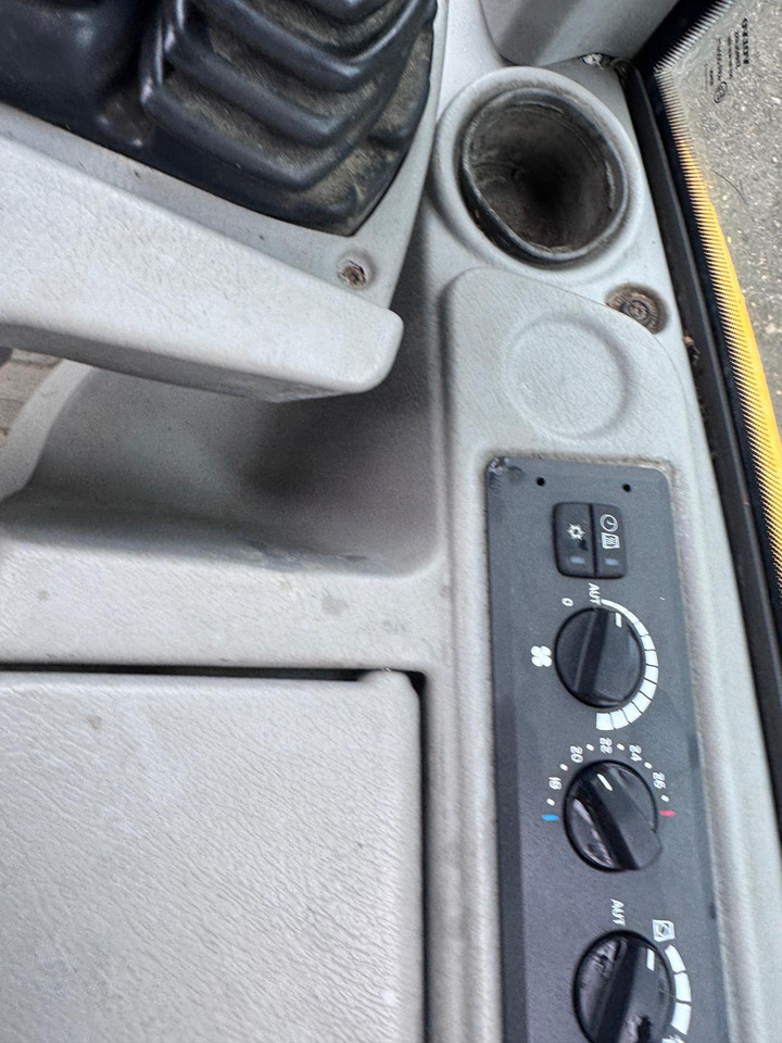 Kolový nakladač Volvo L45F-TP/S: obrázek 9