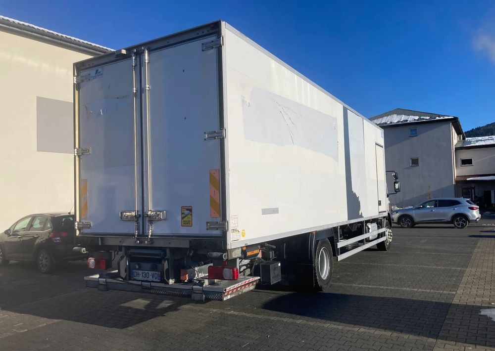 DAF Daf LF 18.280 chłodnia izoterma 22 palety - Chladírenský nákladní automobil: obrázek 5 DAF Daf LF 18.280 chłodnia izoterma 22 palety - Chladírenský nákladní automobil: obrázek 5