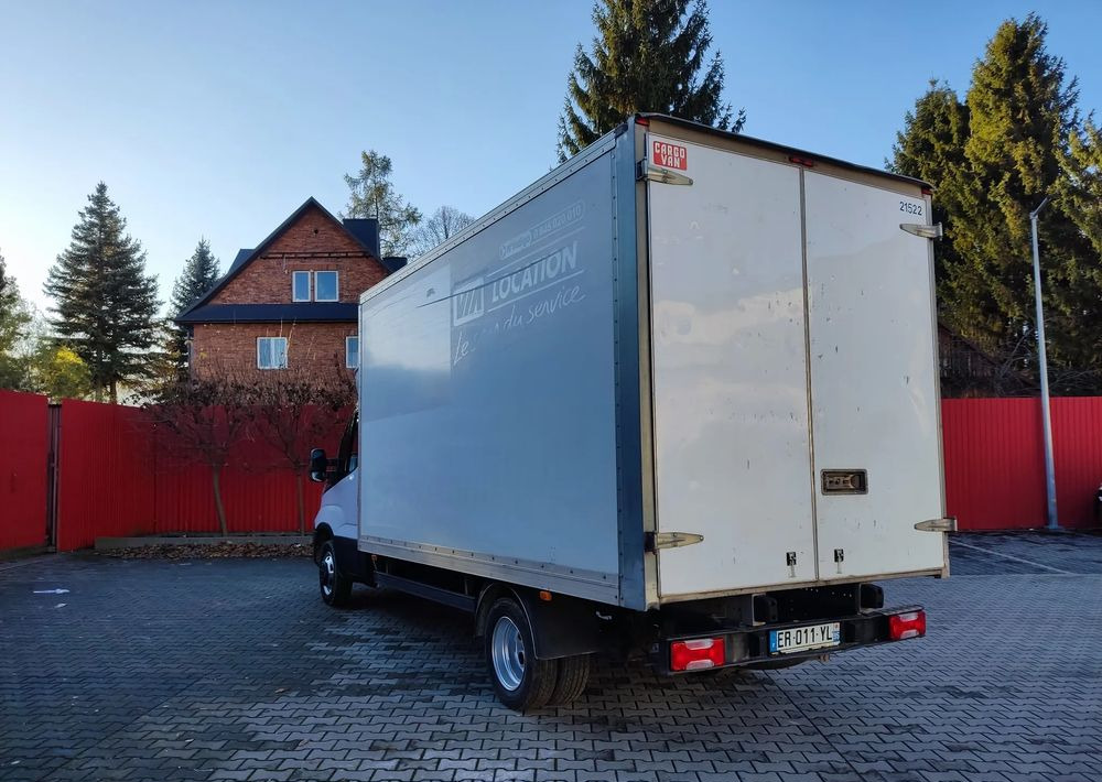 Iveco DAILY 35C13 Kurierka - Dodávka skřín: obrázek 4 Iveco DAILY 35C13 Kurierka - Dodávka skřín: obrázek 4