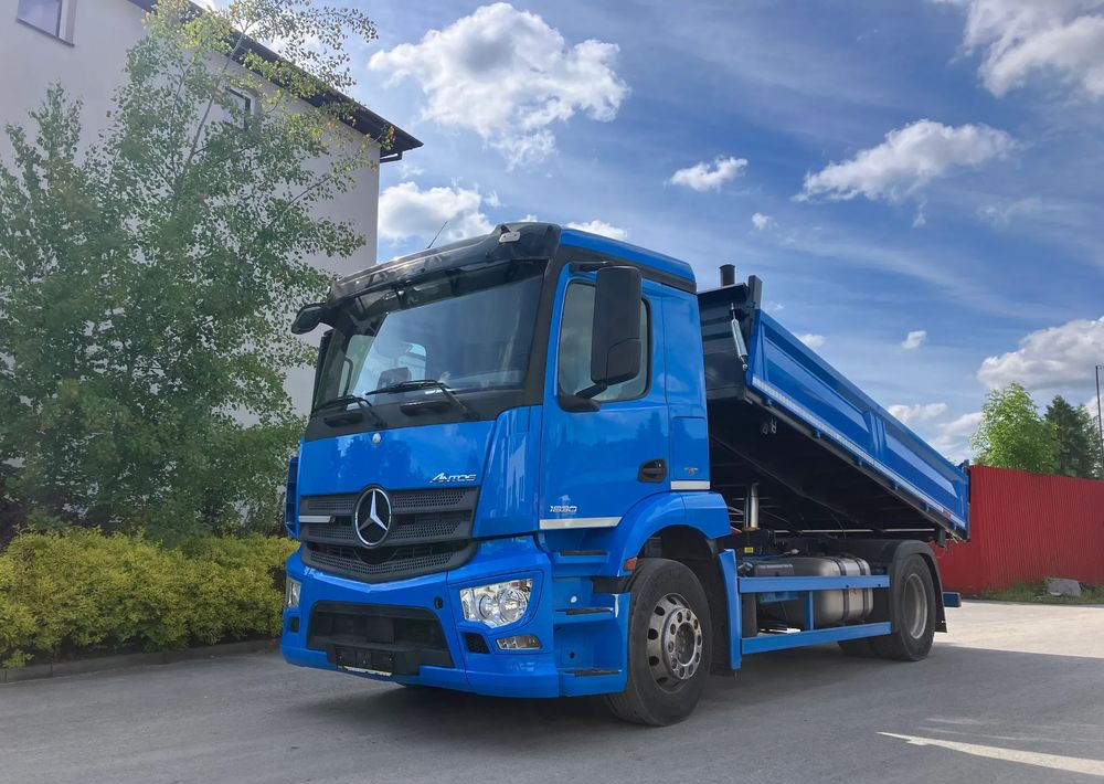 Mercedes-Benz ANTOS 1830 solidny kiper wywrotka blokada mostu - Sklápěč: obrázek 1 Mercedes-Benz ANTOS 1830 solidny kiper wywrotka blokada mostu - Sklápěč: obrázek 1