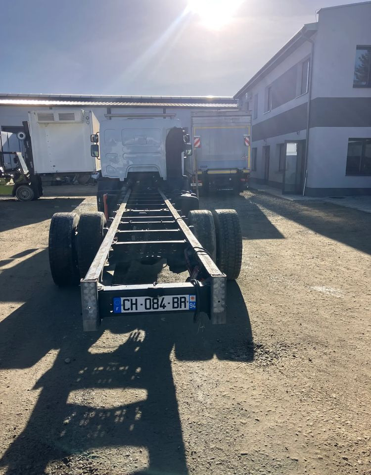 Renault RENAULT Premium 280 ramo do zabudowy - Podvozek s kabinou: obrázek 4 Renault RENAULT Premium 280 ramo do zabudowy - Podvozek s kabinou: obrázek 4