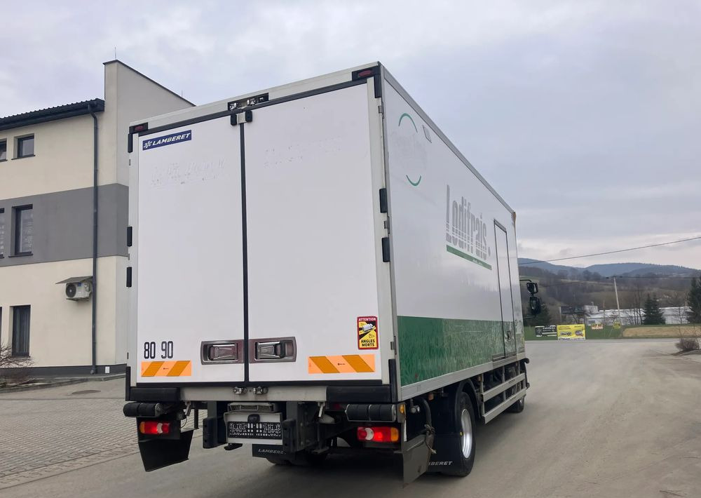 Renault Renault Gama D 250 chłodnia izoterma 16 PALET - Chladírenský nákladní automobil: obrázek 3 Renault Renault Gama D 250 chłodnia izoterma 16 PALET - Chladírenský nákladní automobil: obrázek 3