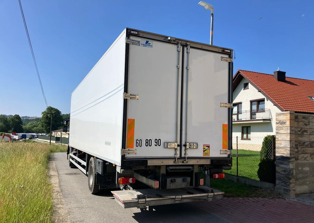 Renault Renault Gama D19 chłodnia izoterma - Chladírenský nákladní automobil: obrázek 3 Renault Renault Gama D19 chłodnia izoterma - Chladírenský nákladní automobil: obrázek 3