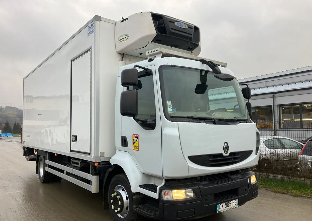 Renault Renault Midlum 220chłodnia izoterma - Chladírenský nákladní automobil: obrázek 2 Renault Renault Midlum 220chłodnia izoterma - Chladírenský nákladní automobil: obrázek 2