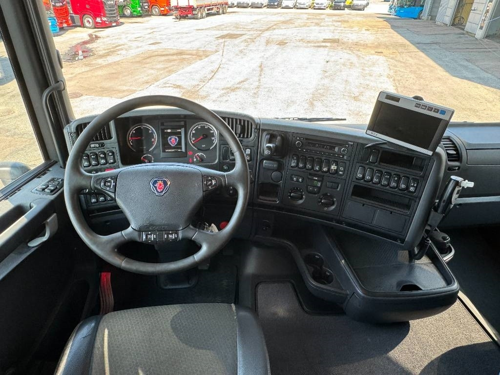 Sklápěč Scania R 490 8x4*4 Tippbil: obrázek 8