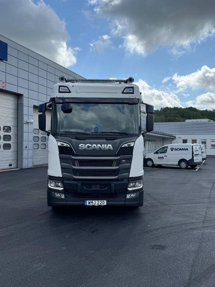 Scania R 590 8x4*4 Lastväxlare Joab L27 - Hákový nosič kontejnerů: obrázek 2 Scania R 590 8x4*4 Lastväxlare Joab L27 - Hákový nosič kontejnerů: obrázek 2