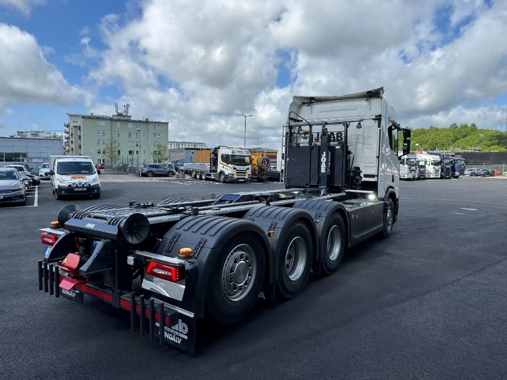 Scania R 590 8x4*4 Lastväxlare Joab L27 - Hákový nosič kontejnerů: obrázek 4 Scania R 590 8x4*4 Lastväxlare Joab L27 - Hákový nosič kontejnerů: obrázek 4
