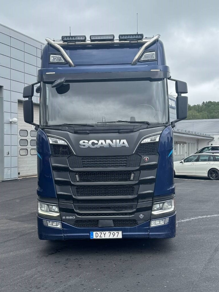 Scania S 580 6x2*4 Lastväxlare Hiab ink Flak - Hákový nosič kontejnerů: obrázek 2 Scania S 580 6x2*4 Lastväxlare Hiab ink Flak - Hákový nosič kontejnerů: obrázek 2