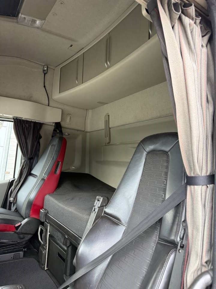 Volvo FH 6*2 med hydraulik - Tahač: obrázek 2 Volvo FH 6*2 med hydraulik - Tahač: obrázek 2