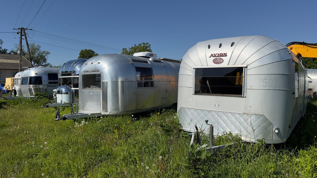 1992 Airstream Classic 1992 Airstream Classic – Fully Rebuilt Vintage Travel Trailer - Prodejní přívěs: obrázek 1 1992 Airstream Classic 1992 Airstream Classic – Fully Rebuilt Vintage Travel Trailer - Prodejní přívěs: obrázek 1