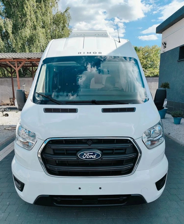 FORD Rimor NEW Ford Van 238 Truma Diesel Roller Shutters Remis AUTOMAT - Obytná dodávka: obrázek 2 FORD Rimor NEW Ford Van 238 Truma Diesel Roller Shutters Remis AUTOMAT - Obytná dodávka: obrázek 2