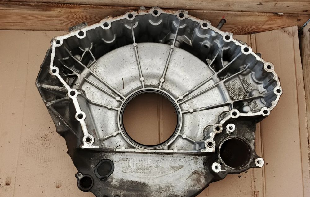 DAF XF 106 EURO 6 MX13 OBUDOWA SPRZĘGŁA - Motor pro Nákladní auto: obrázek 1 DAF XF 106 EURO 6 MX13 OBUDOWA SPRZĘGŁA - Motor pro Nákladní auto: obrázek 1