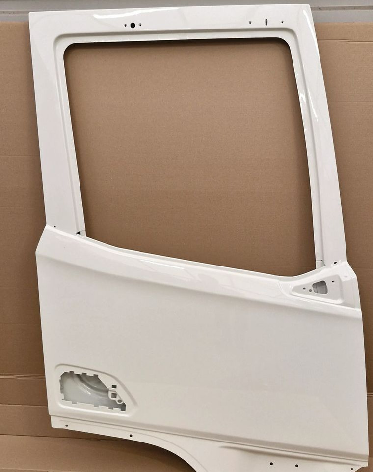 DAF XF XG DRZWI PRAWE - Karoserie a exteriér pro Nákladní auto: obrázek 1 DAF XF XG DRZWI PRAWE - Karoserie a exteriér pro Nákladní auto: obrázek 1