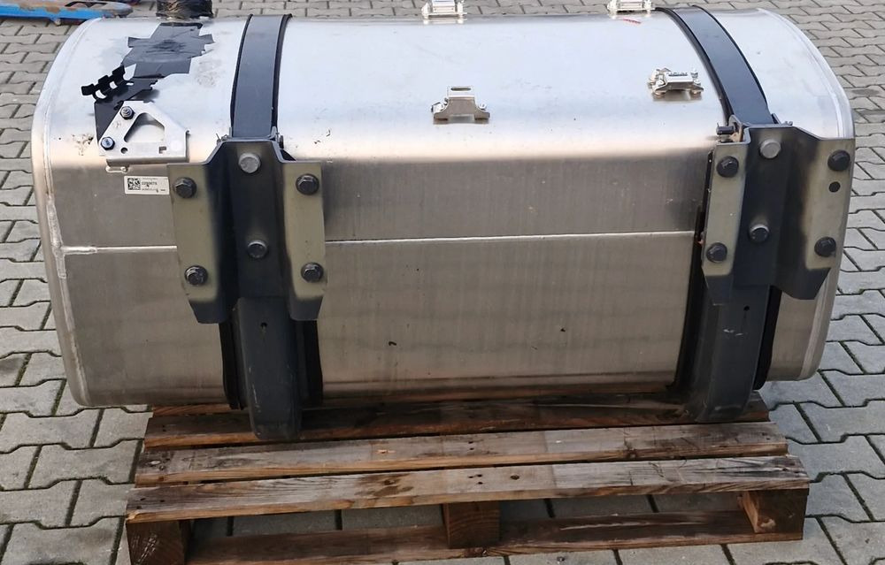 DAF XF XG ZBIORNIK PALIWA 510L NOWY - Palivový systém: obrázek 4 DAF XF XG ZBIORNIK PALIWA 510L NOWY - Palivový systém: obrázek 4