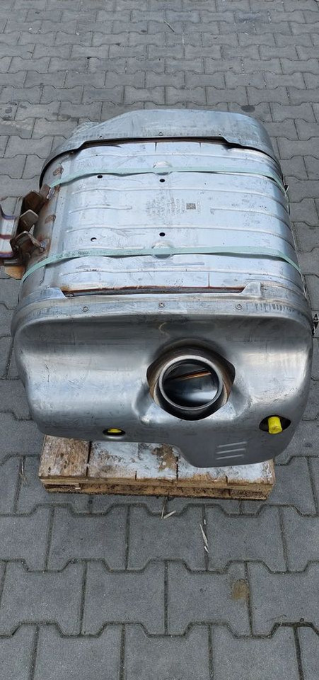 IVECO EUROCARGO EURO 6 KATALIZATOR TŁUMIK NOWY 5801833244 - Katalyzátor výfukových plynů pro Nákladní auto: obrázek 1 IVECO EUROCARGO EURO 6 KATALIZATOR TŁUMIK NOWY 5801833244 - Katalyzátor výfukových plynů pro Nákladní auto: obrázek 1