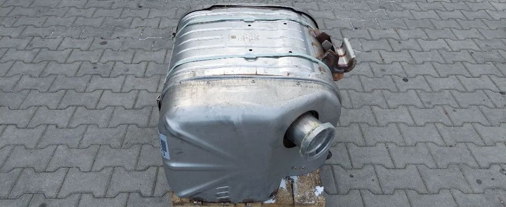 IVECO EUROCARGO EURO 6 KATALIZATOR TŁUMIK NOWY 5801833244 - Katalyzátor výfukových plynů pro Nákladní auto: obrázek 4 IVECO EUROCARGO EURO 6 KATALIZATOR TŁUMIK NOWY 5801833244 - Katalyzátor výfukových plynů pro Nákladní auto: obrázek 4