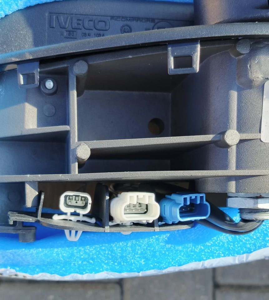 IVECO STRALIS LUSTERKO LEWE NOWE 5801765195 - Zpětné zrcátko pro Nákladní auto: obrázek 2 IVECO STRALIS LUSTERKO LEWE NOWE 5801765195 - Zpětné zrcátko pro Nákladní auto: obrázek 2