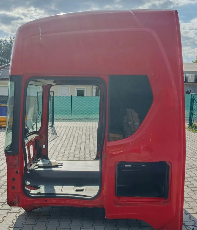 KABINA SCANIA R S CR20H - Karoserie a exteriér pro Nákladní auto: obrázek 4 KABINA SCANIA R S CR20H - Karoserie a exteriér pro Nákladní auto: obrázek 4