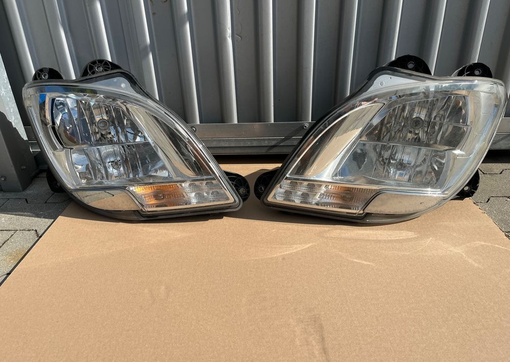 Lampa DAF XF 106 euro 6 reflektor H7 - Světlo/ Osvětlení pro Nákladní auto: obrázek 1 Lampa DAF XF 106 euro 6 reflektor H7 - Světlo/ Osvětlení pro Nákladní auto: obrázek 1