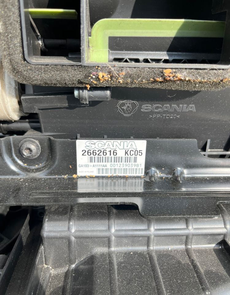 Nagrzewnica Scania R S ogrzewanie NGS NGR - Topení/ Ventilace: obrázek 2 Nagrzewnica Scania R S ogrzewanie NGS NGR - Topení/ Ventilace: obrázek 2
