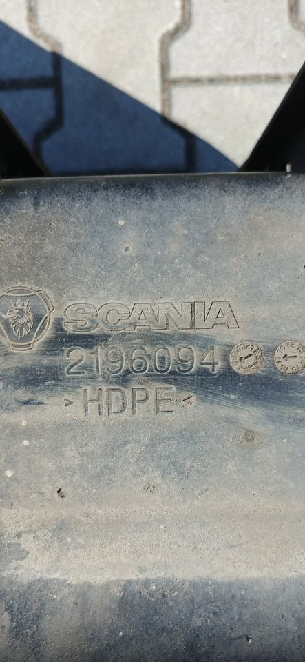 SCANIA R S ZBIORNIK ADBLUE 2196094 - Nádrž na AdBlue pro Nákladní auto: obrázek 2 SCANIA R S ZBIORNIK ADBLUE 2196094 - Nádrž na AdBlue pro Nákladní auto: obrázek 2