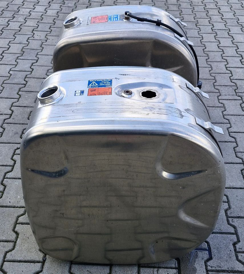SCANIA R S ZBIORNIK PALIWA 200L NOWY - Palivová nádrž pro Nákladní auto: obrázek 4 SCANIA R S ZBIORNIK PALIWA 200L NOWY - Palivová nádrž pro Nákladní auto: obrázek 4