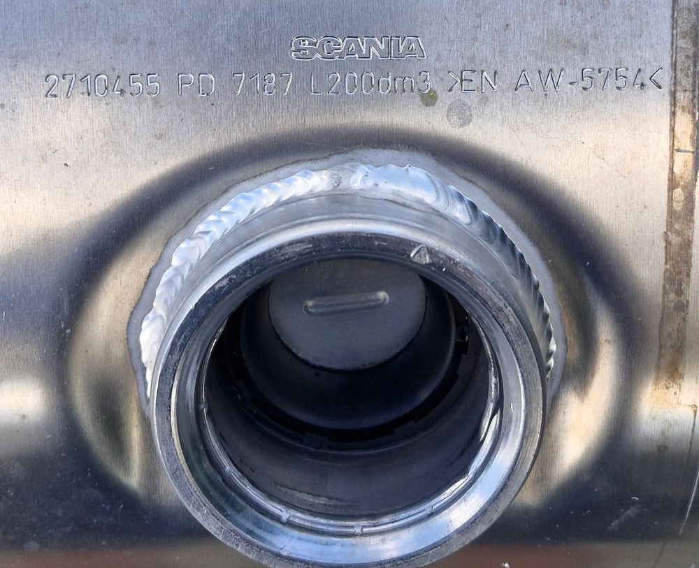 SCANIA R S ZBIORNIK PALIWA 200L NOWY - Palivový systém: obrázek 3 SCANIA R S ZBIORNIK PALIWA 200L NOWY - Palivový systém: obrázek 3