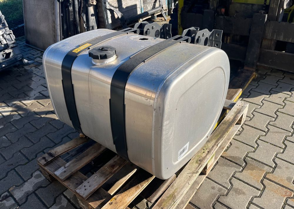 Zbiornik paliwa Volvo FH FM Renault 255 L low deck megi bak - Palivový systém pro Nákladní auto: obrázek 1 Zbiornik paliwa Volvo FH FM Renault 255 L low deck megi bak - Palivový systém pro Nákladní auto: obrázek 1