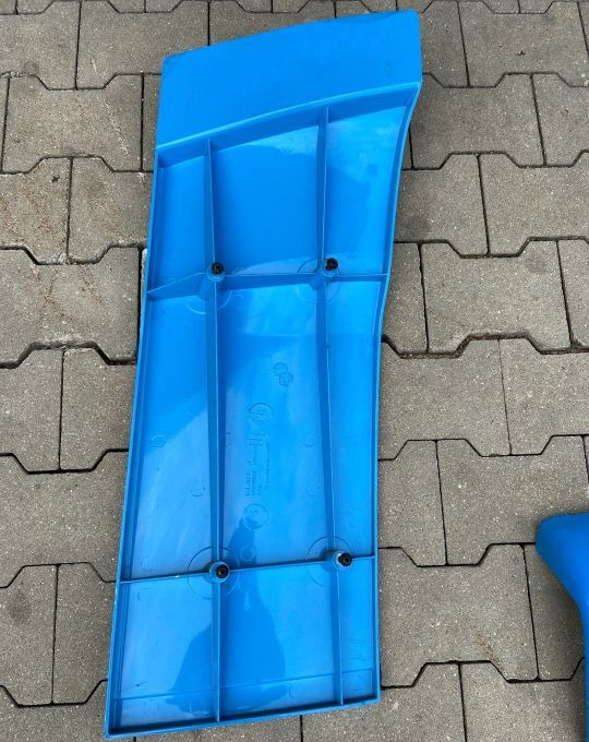 Spoiler MAN TGX XXL spojler owiewka zakabinowa - Aerodynamika/ Spoilery pro Nákladní auto: obrázek 2 Spoiler MAN TGX XXL spojler owiewka zakabinowa - Aerodynamika/ Spoilery pro Nákladní auto: obrázek 2