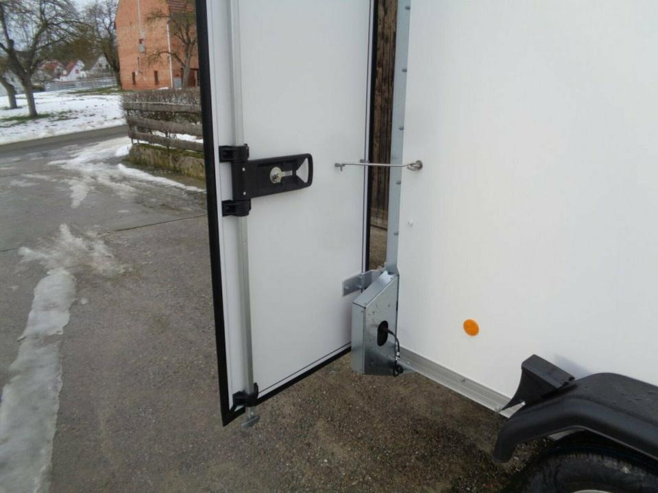 Böckmann PKW-Anhänger, KT3015/20 M-F, Koffer, 2,0 to. - Skříňový přívěs: obrázek 5 Böckmann PKW-Anhänger, KT3015/20 M-F, Koffer, 2,0 to. - Skříňový přívěs: obrázek 5