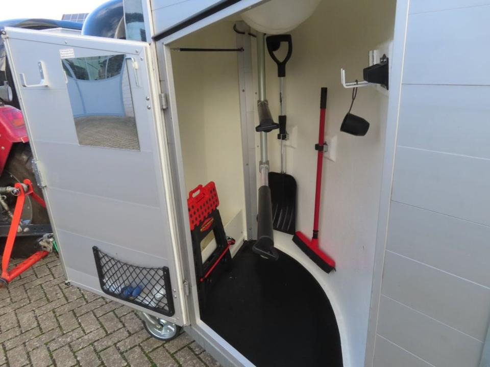 Böckmann Pferdeanhänger Champion R, Alub., 100 km/h - Přepravník na koně: obrázek 4 Böckmann Pferdeanhänger Champion R, Alub., 100 km/h - Přepravník na koně: obrázek 4