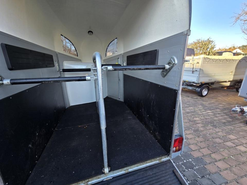 Přepravník na koně Böckmann, Pferdeanhänger, Champion R, top, SaKa. 100 km/h: obrázek 8 Přepravník na koně Böckmann, Pferdeanhänger, Champion R, top, SaKa. 100 km/h: obrázek 8