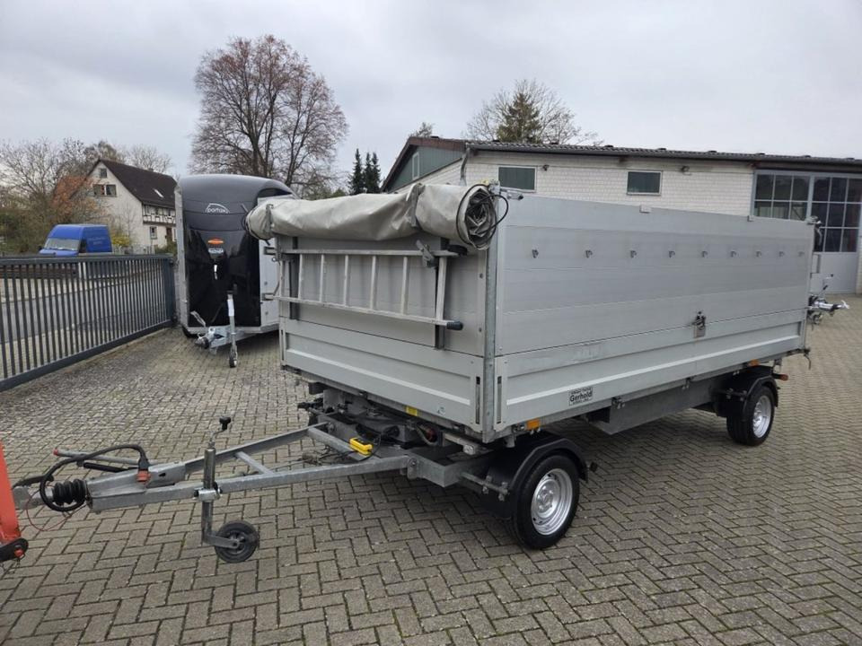 PKW-Anhänger Drehschemel Dreiseitenkipper 3,5t - Sklápěcí přívěs: obrázek 2 PKW-Anhänger Drehschemel Dreiseitenkipper 3,5t - Sklápěcí přívěs: obrázek 2