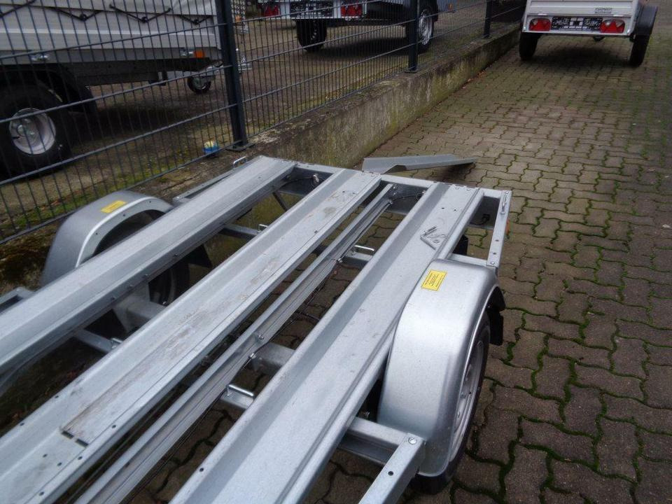 PKW Anhänger, Motoradtransporter, Motorrad Enduro Cross 100 km/h - Přepravník motocyklů: obrázek 5 PKW Anhänger, Motoradtransporter, Motorrad Enduro Cross 100 km/h - Přepravník motocyklů: obrázek 5