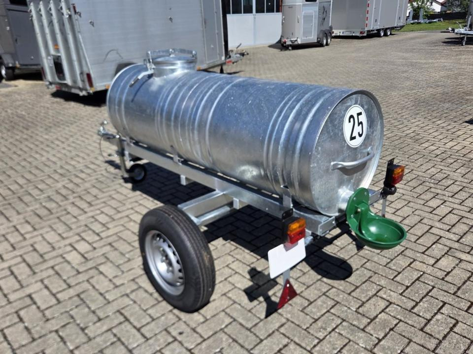 Wasserfass Verzinkt 600l Tränke Fahrgestell Beleuchtung - Cisternový přívěs: obrázek 5 Wasserfass Verzinkt 600l Tränke Fahrgestell Beleuchtung - Cisternový přívěs: obrázek 5