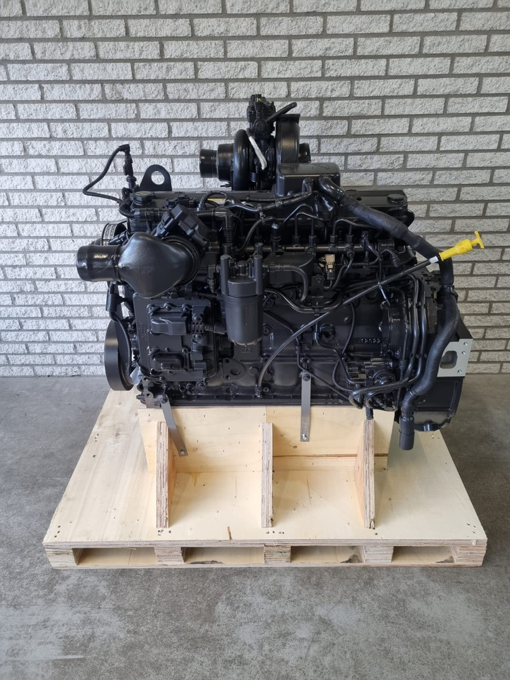 Cummins B6.7 stage 5 CM2350 CPL4834 - Motor pro Překládkové rypadlo: obrázek 1 Cummins B6.7 stage 5 CM2350 CPL4834 - Motor pro Překládkové rypadlo: obrázek 1