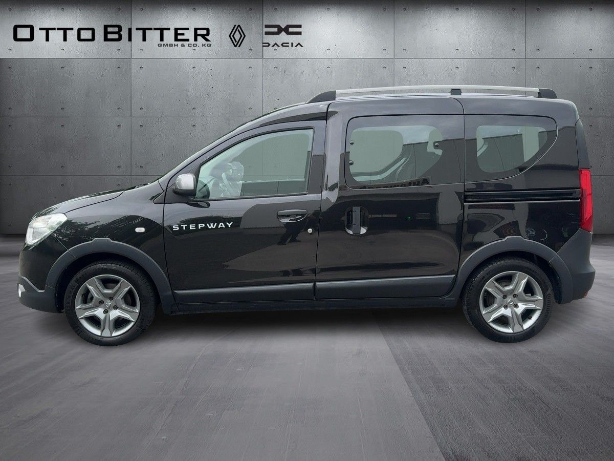Dacia Dokker Stepway TCe130 ANHÄNGERKUPPLUNG/WINTERR - Mikrobus: obrázek 2 Dacia Dokker Stepway TCe130 ANHÄNGERKUPPLUNG/WINTERR - Mikrobus: obrázek 2