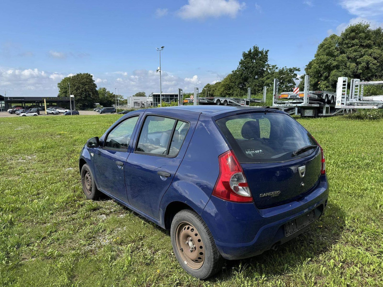 Dacia Sandero 1.4 +ZAHNRIEMEN GERISSEN+ - Osobní auto: obrázek 3 Dacia Sandero 1.4 +ZAHNRIEMEN GERISSEN+ - Osobní auto: obrázek 3