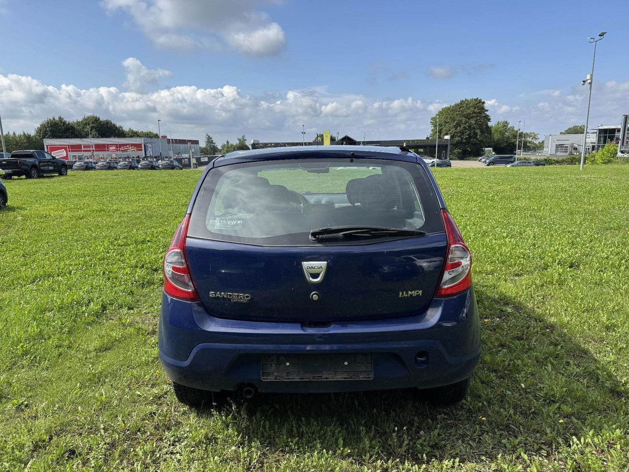 Dacia Sandero 1.4 +ZAHNRIEMEN GERISSEN+ - Osobní auto: obrázek 4 Dacia Sandero 1.4 +ZAHNRIEMEN GERISSEN+ - Osobní auto: obrázek 4