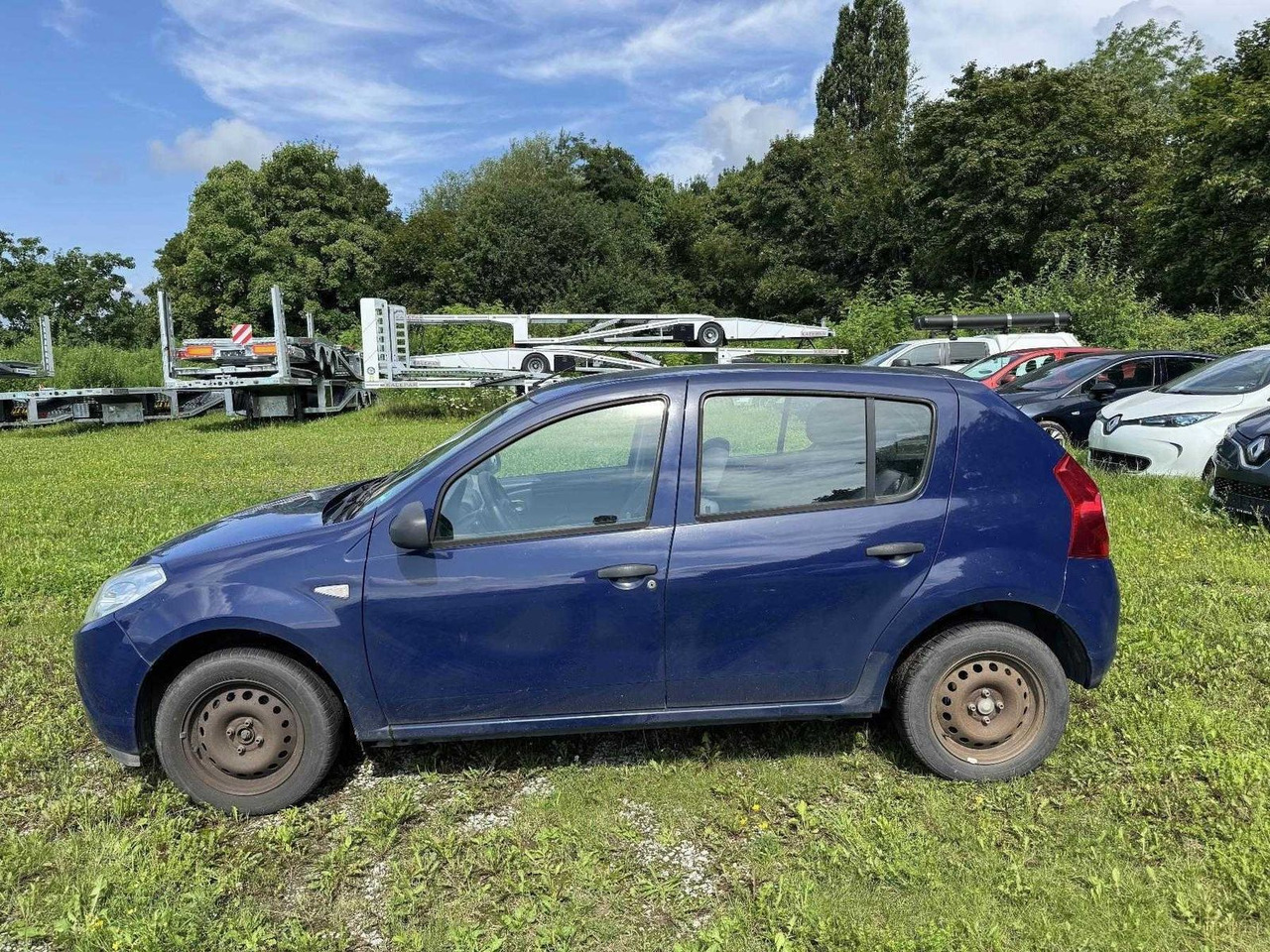 Dacia Sandero 1.4 +ZAHNRIEMEN GERISSEN+ - Osobní auto: obrázek 2 Dacia Sandero 1.4 +ZAHNRIEMEN GERISSEN+ - Osobní auto: obrázek 2