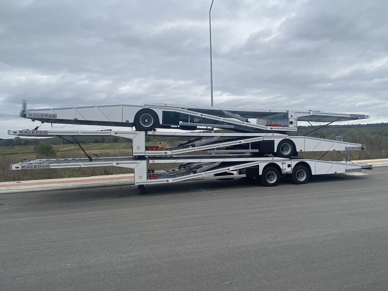 KALEPAR KLP119V4 4er-Autotransporter 1xAchse VDI - Návěs na přepravu automobilů: obrázek 2 KALEPAR KLP119V4 4er-Autotransporter 1xAchse VDI - Návěs na přepravu automobilů: obrázek 2